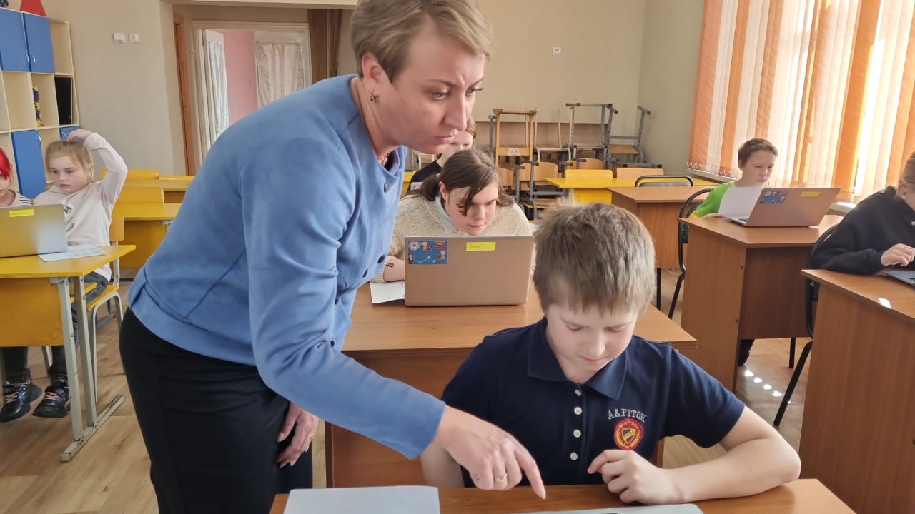 V областного чемпионата "школьные навыки". Школьные навыки 2023 омская область. Школьные навыки ирооо. Школьные навыки. Школа навыков.